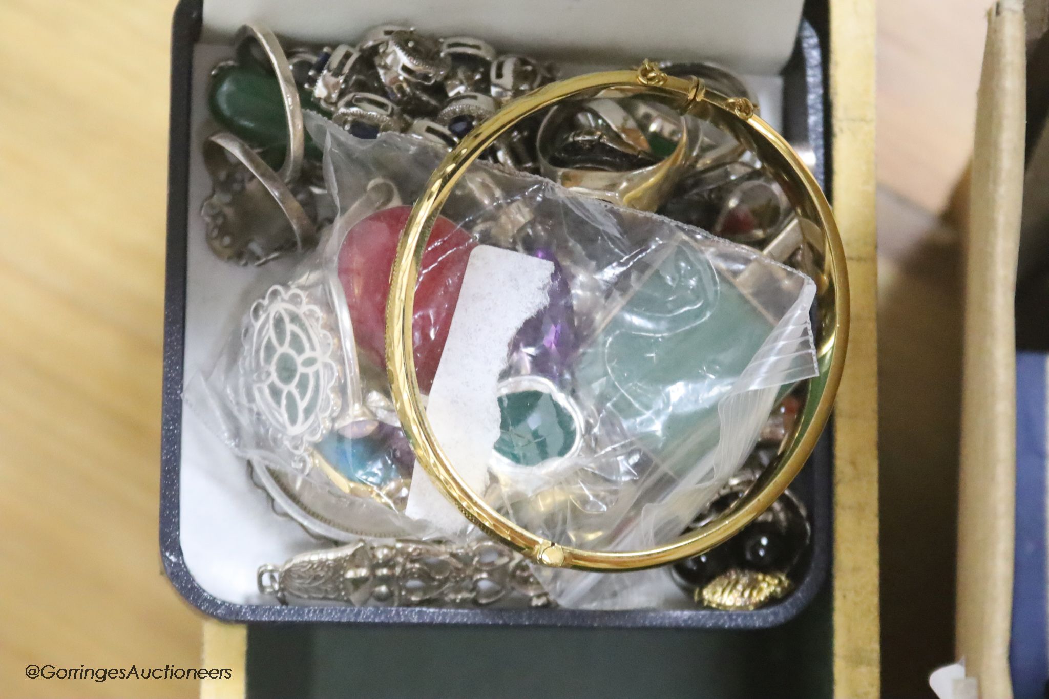 A mixed collection of vintage costume, silver and other jewellery, mixed wristwatches, yellow metal spectacle frames, to include a rolled gold bangle, cameo and other rings, etc.